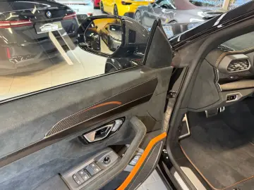 LAMBORGHINI Urus 4.0 V8 Performante PANO~NIGHT VISION~TV~23