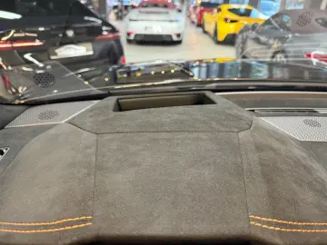 LAMBORGHINI Urus 4.0 V8 Performante PANO~NIGHT VISION~TV~23