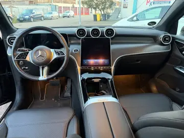 MERCEDES-BENZ Coupe GLC 220 d 4Matic Facelift