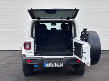 JEEP Wrangler PHEV MY 23 Sahara