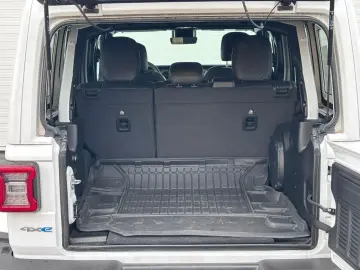 JEEP Wrangler PHEV MY 23 Sahara