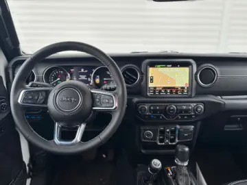 JEEP Wrangler PHEV MY 23 Sahara