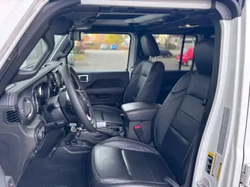 JEEP Wrangler PHEV MY 23 Sahara