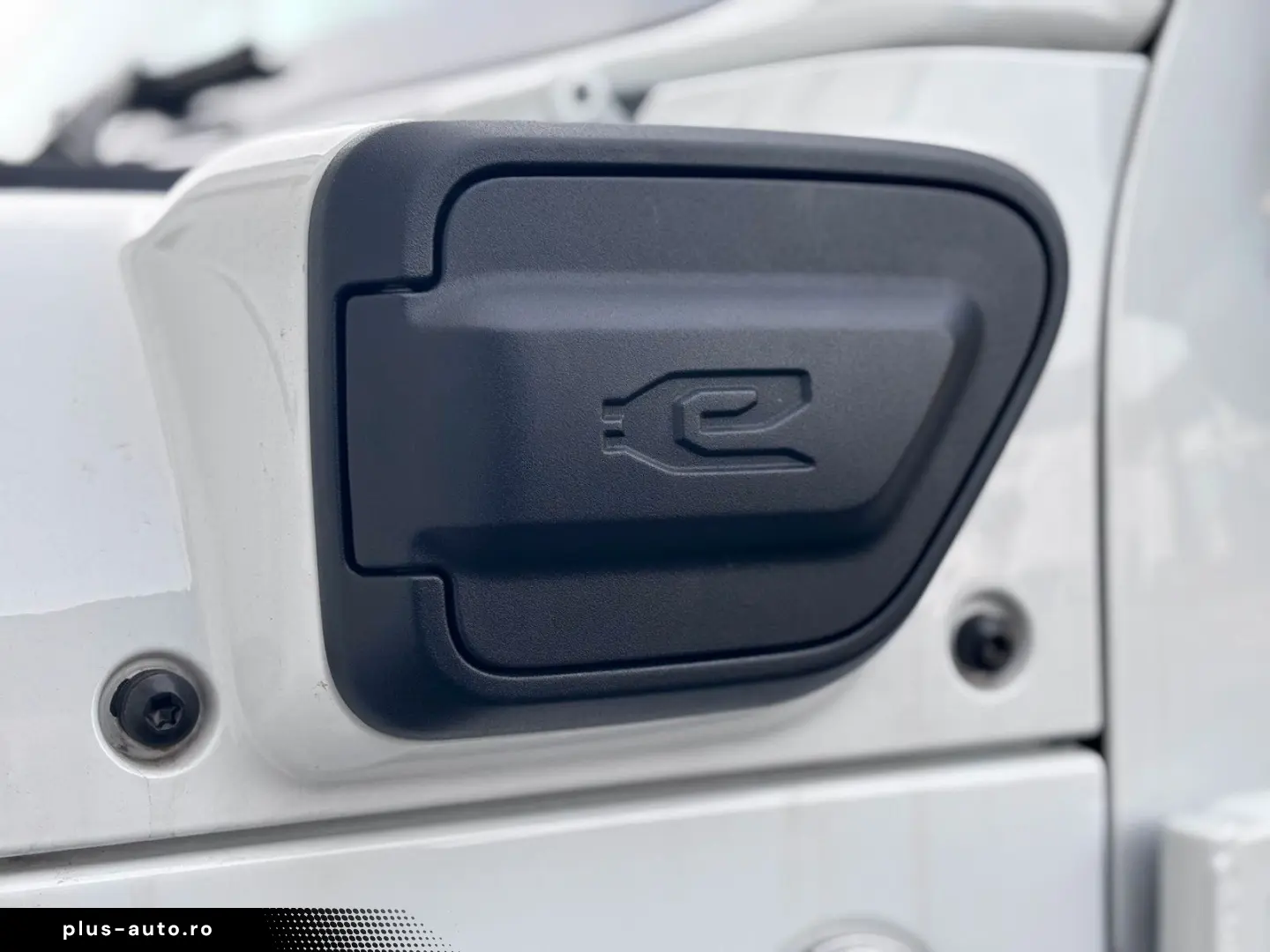 JEEP Wrangler PHEV MY 23 Sahara