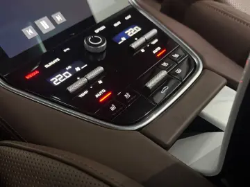 PORSCHE Panamera Executive TV Massage Sitzluft HeadUp