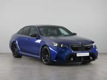 BMW M5 Sedan