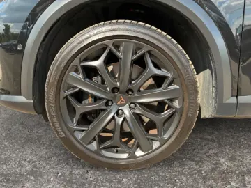 CUPRA Formentor VZ Tribe Edition 4Drive 2.0 TSI Digita