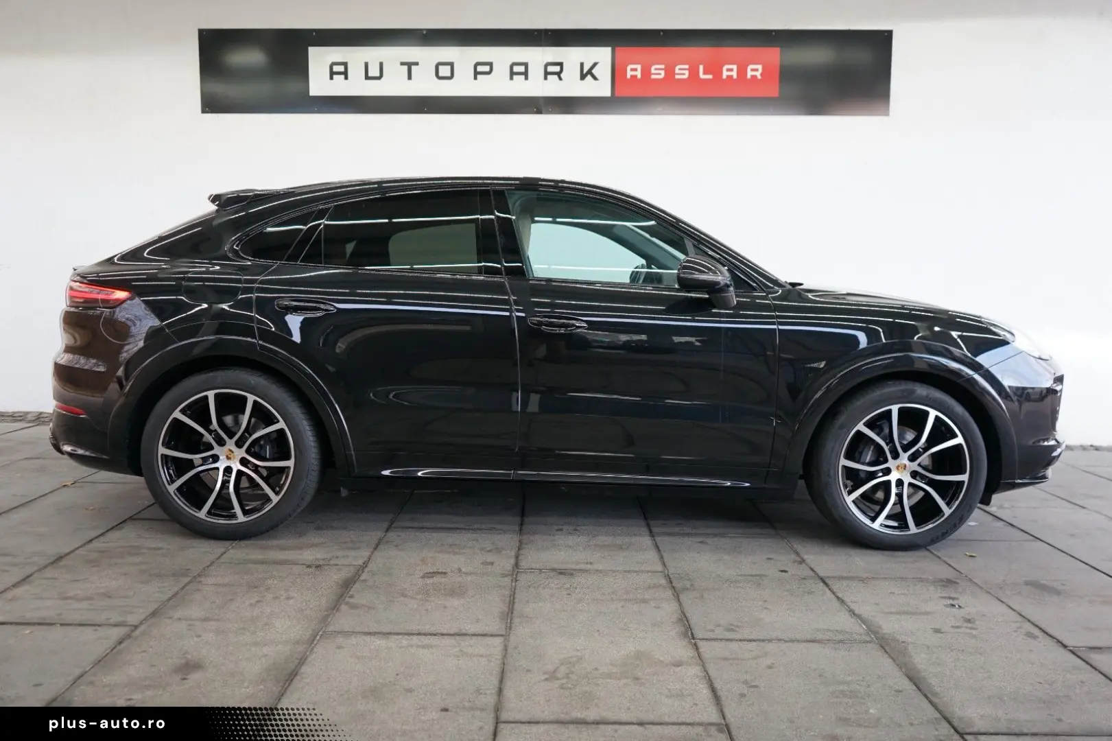 PORSCHE Cayenne Coupe Platinum SportDesign SpAbgas 18W