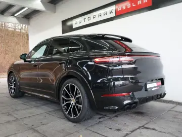 PORSCHE Cayenne Coupe Platinum SportDesign SpAbgas 18W