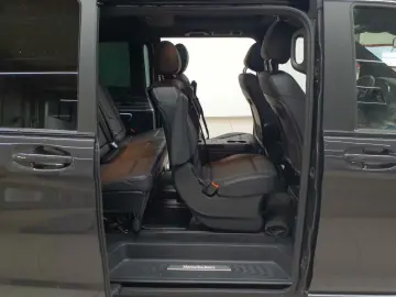 MERCEDES-BENZ V 300d  4M Avantgarde Edition Pano Airm.