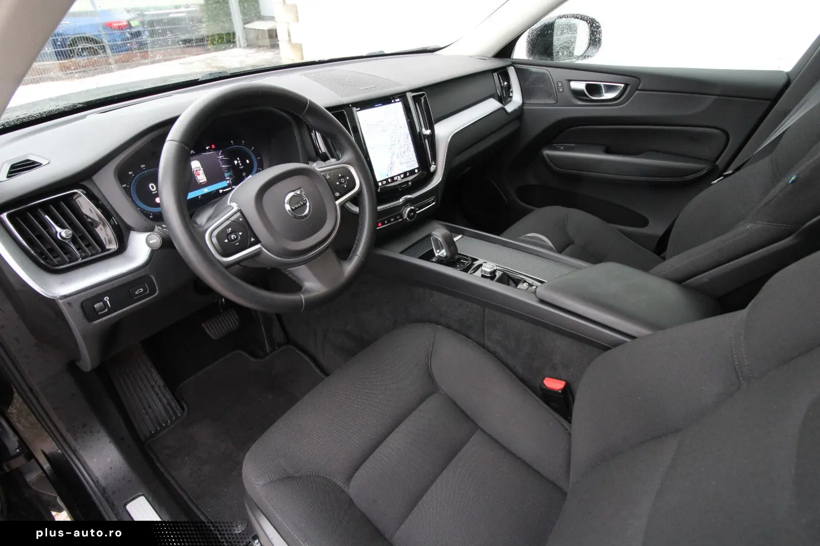 VOLVO XC60 B4 AWD~360~Pano~HeadUp~AHK~