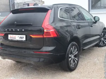 VOLVO XC60 B4 AWD~360~Pano~HeadUp~AHK~