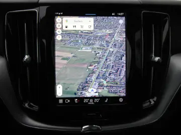 VOLVO XC60 B4 AWD~360~Pano~HeadUp~AHK~