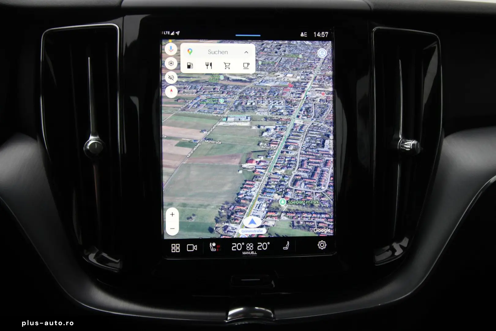 VOLVO XC60 B4 AWD~360~Pano~HeadUp~AHK~