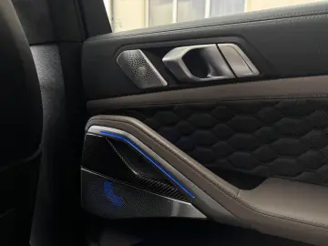 BMW X6M Comp B&W SKY LASER CARBON SOFT-CL DRIVER-PKG