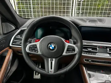 BMW X6M COMPETITION.LASER.PANO.B&W.AHK.FOND MONITORS