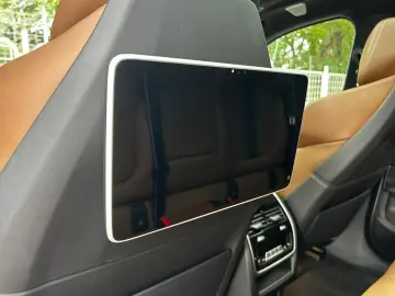 BMW X6M COMPETITION.LASER.PANO.B&W.AHK.FOND MONITORS