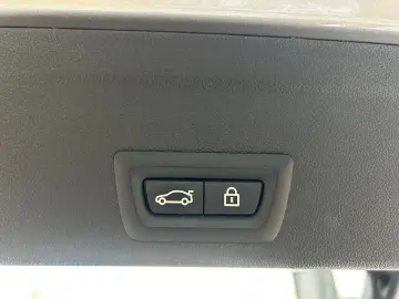 BMW X6M COMPETITION.LASER.PANO.B&W.AHK.FOND MONITORS