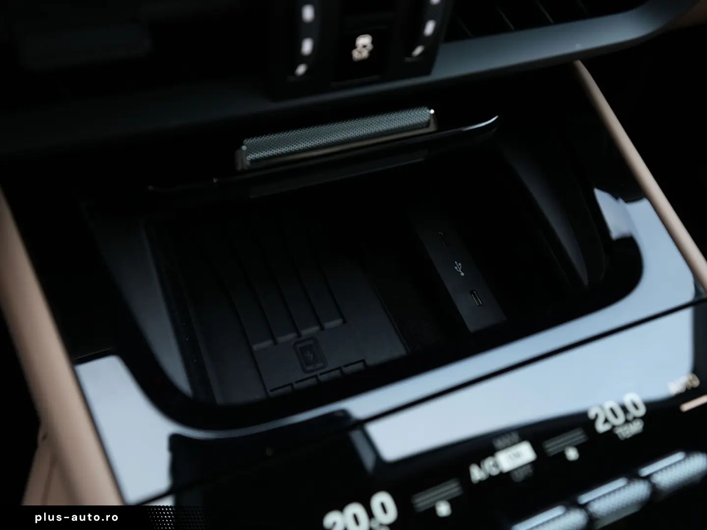 PORSCHE E-Hybrid Coupé SPORTDESIGN-PAKET-INNODRIVE-BEIGE