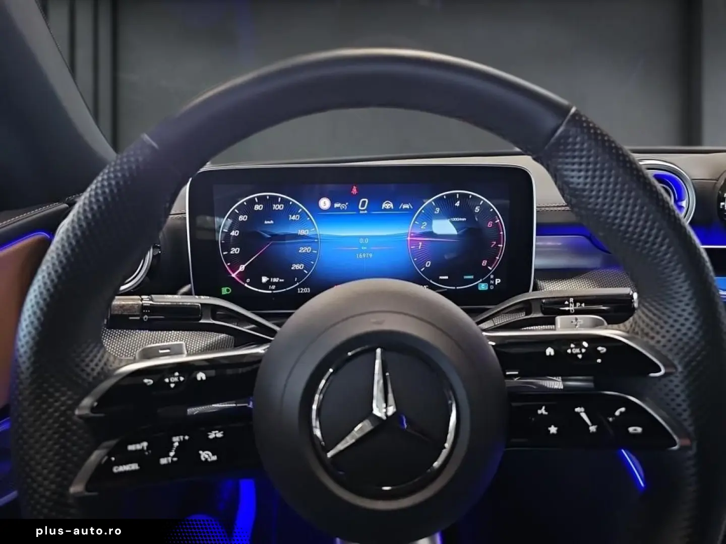MERCEDES-BENZ CLE 450 4M AMG DIGITAL PANO DIST BURMESTER