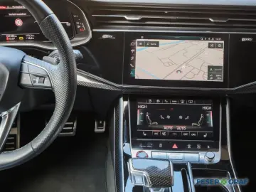 AUDI SQ8 TFSI competition plus Matrix Pano Standh.