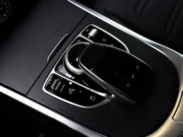 MERCEDES-BENZ G 400D  PROFESSIONAL BURMESTER NIGHT STANDHZG!