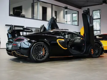 MCLAREN 620R MSO   FULL CARBON   B&W    ROOF SCOOP