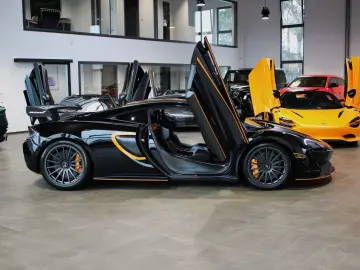 MCLAREN 620R MSO   FULL CARBON   B&W    ROOF SCOOP