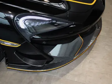 MCLAREN 620R MSO   FULL CARBON   B&W    ROOF SCOOP