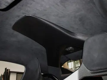 MCLAREN 620R MSO   FULL CARBON   B&W    ROOF SCOOP