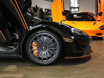 MCLAREN 620R MSO   FULL CARBON   B&W    ROOF SCOOP