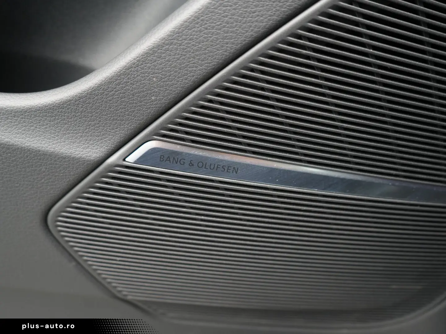 AUDI RS Q8 quattro ACC B&O PANO NAVI LEDER SHZ HUD