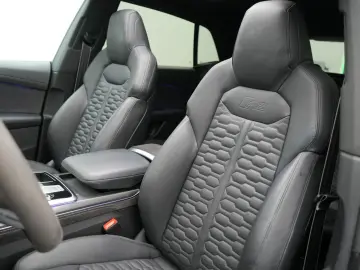 AUDI RS Q8 quattro ACC B&O PANO NAVI LEDER SHZ HUD
