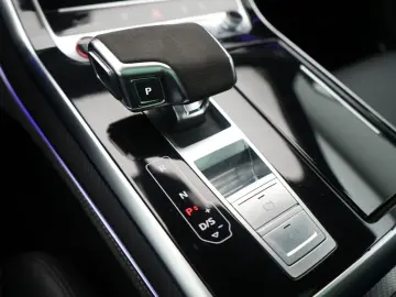 AUDI RS Q8 quattro ACC B&O PANO NAVI LEDER SHZ HUD