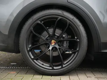 PORSCHE Cayenne Coupe LEICHTBAU SPORTPAKET-ACC-LUFT-22GT