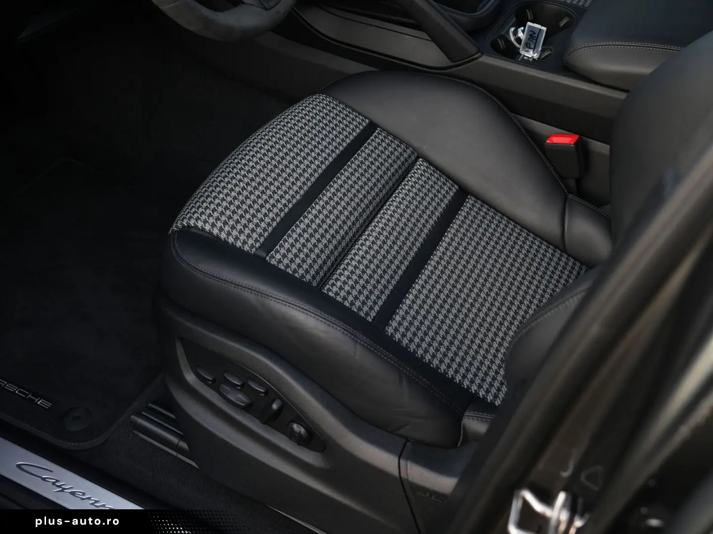 PORSCHE Cayenne Coupe LEICHTBAU SPORTPAKET-ACC-LUFT-22GT