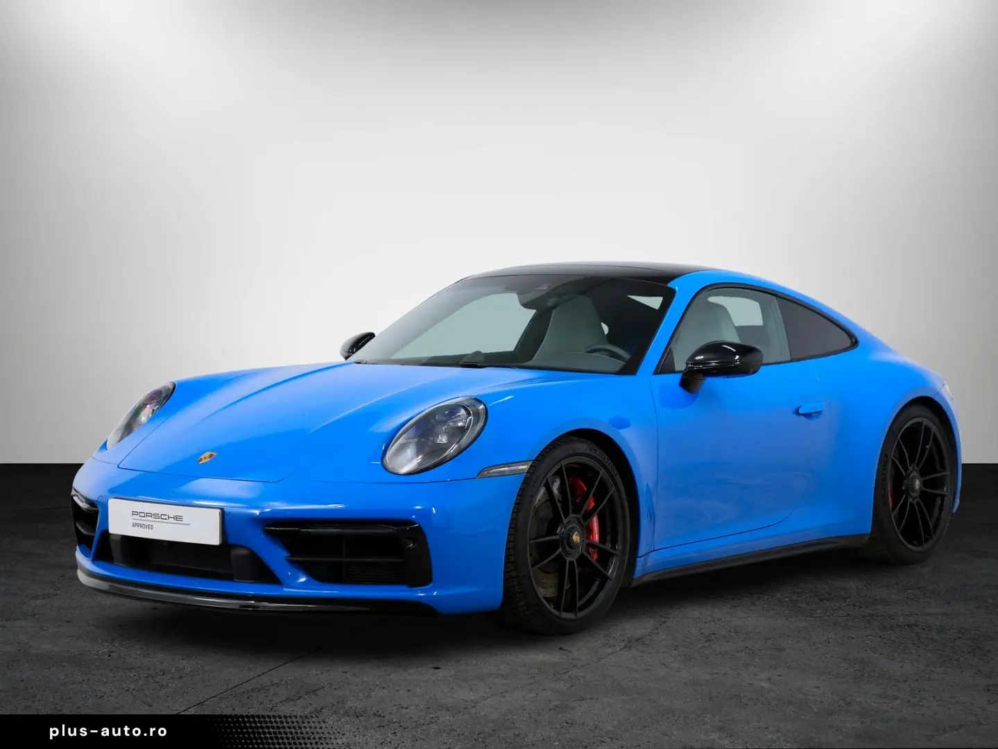 PORSCHE 911 Carrera 4 GTS