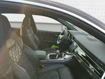 AUDI SQ8 TFSI quattro Navi Matrix DVD AHK HUD B&O PDC