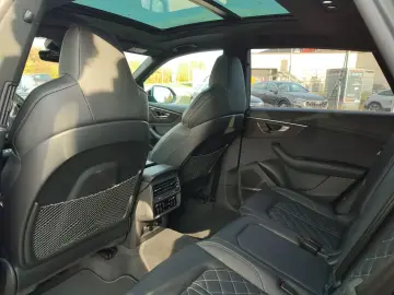 AUDI SQ8 TFSI quattro Navi Matrix DVD AHK HUD B&O PDC