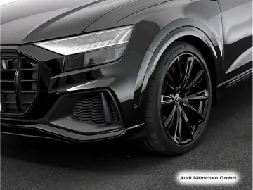 AUDI SQ8 TFSI Competition  Carbon Pano Allradlenkung