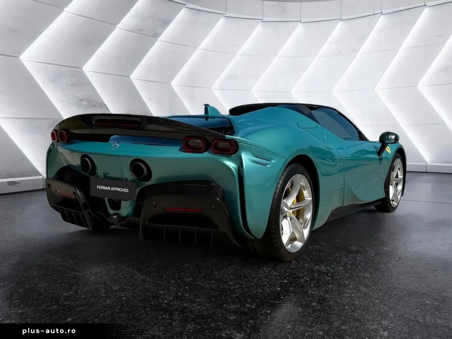 FERRARI SF90 Spider Sonderlackierung   Assetto Fiorano