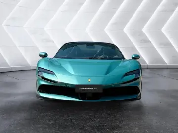FERRARI SF90 Spider Sonderlackierung   Assetto Fiorano