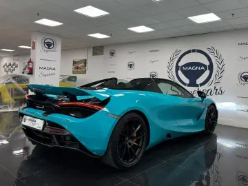 MCLAREN 720S