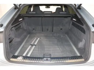 AUDI RS Q8 4.0 TFSI quattro performance UPE196 B&O HD