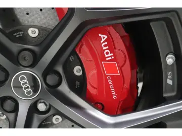 AUDI RS Q8 4.0 TFSI quattro performance UPE196 B&O HD