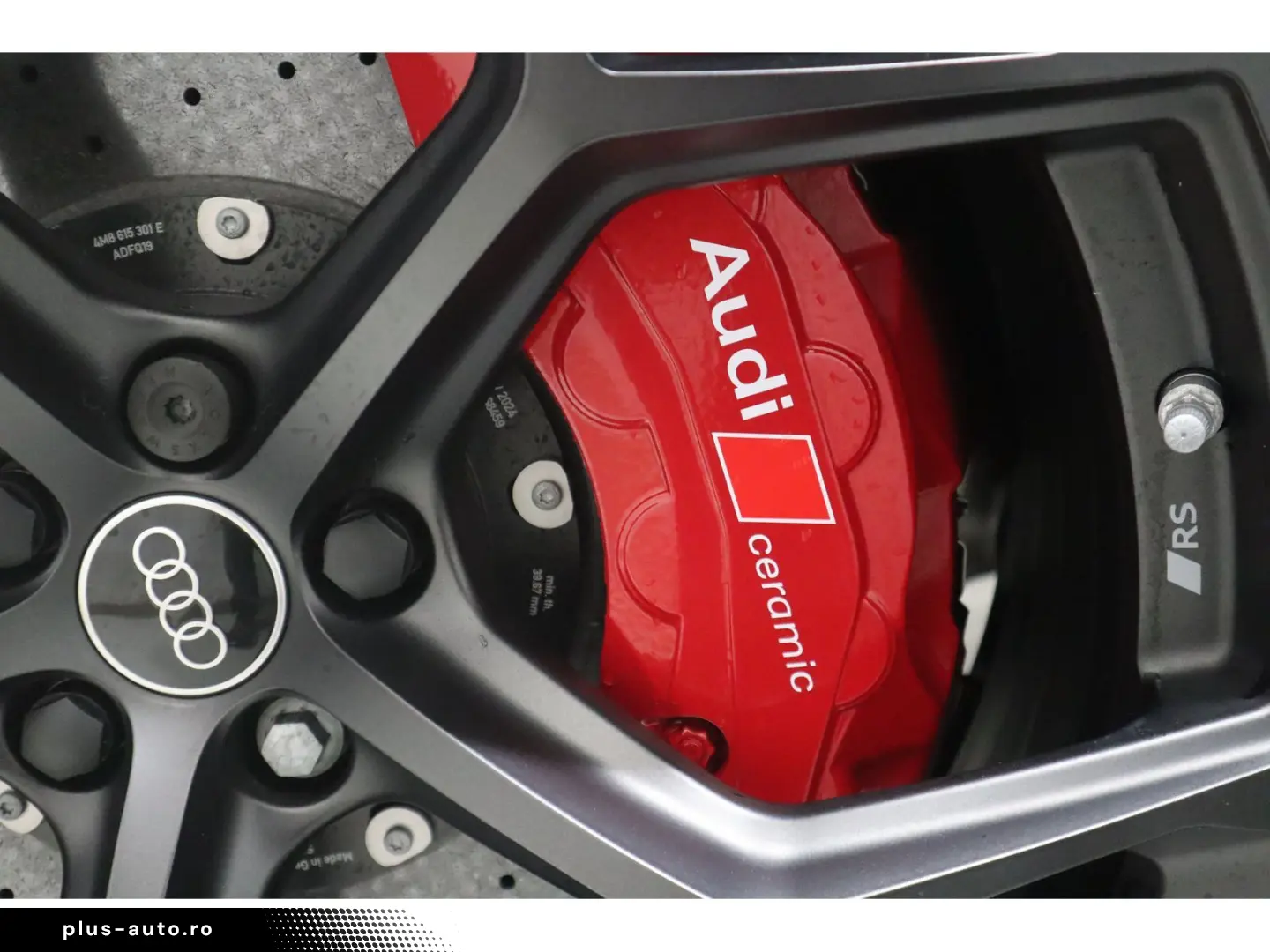 AUDI RS Q8 4.0 TFSI quattro performance UPE196 B&O HD