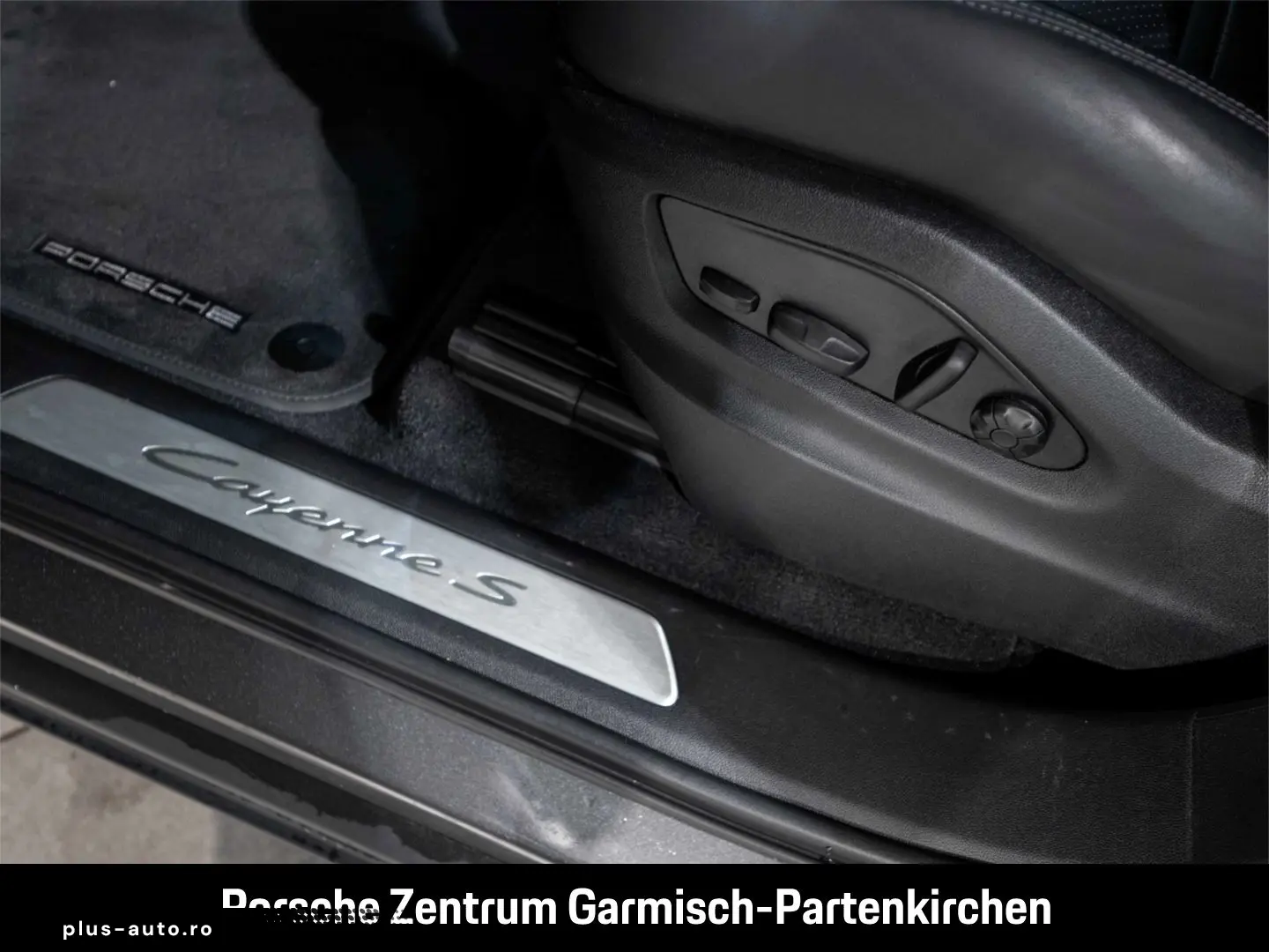 PORSCHE Cayenne S E-Hybrid