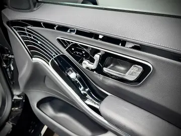 MERCEDES-BENZ S 450d 4MATIC AMG-LINE AIR LONG PANO DESIGNO