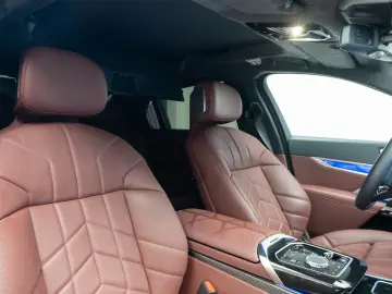 BMW 740 d xDrive Limousine