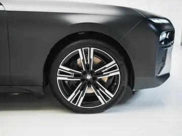 BMW 740 d xDrive Limousine